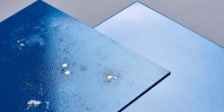 Lackierprobe mit sichtbaren Fehlstellen durch lackbenetzungsstörende Substanzen (LABS) (Bild: APO)