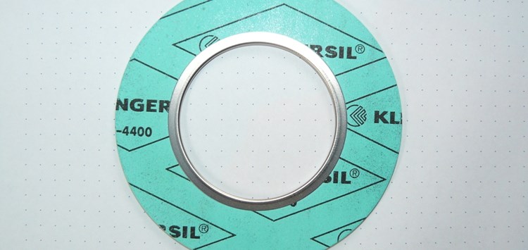 Flanschdichtungen in Tanklagern