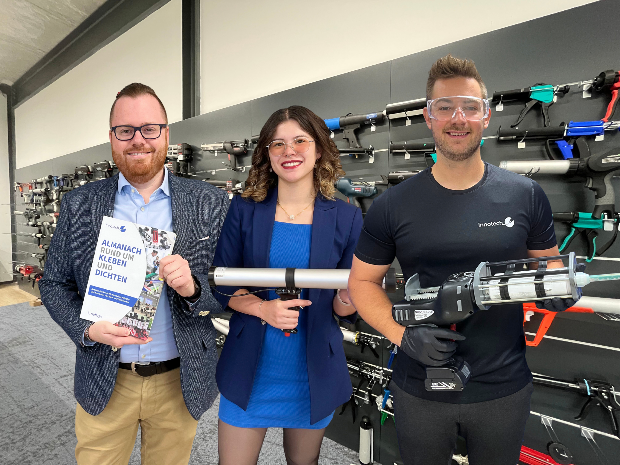 Kompetenzzentrum für manuelles Kleben eröffnet