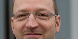 Dr. Frank Kukla, geschäftsführender Gesellschafter, CeraCon GmbH