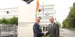 Frank Bader und Olivier Lassurguère (Bild: REINZ-Dichtungs-GmbH)