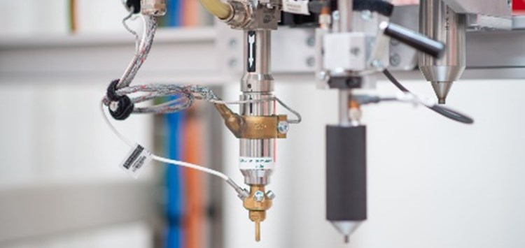 Dichtmittelraupen kontinuierlich auftragen