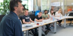 Game-Changer: Mit qualifizierter Weiterbildung sicherer kleben und Innovationen vorantreiben