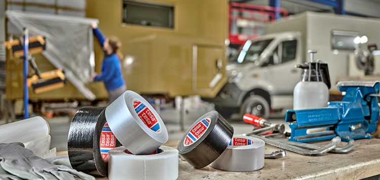 Ruderer erweitert Sortiment um technische Klebebänder von tesa