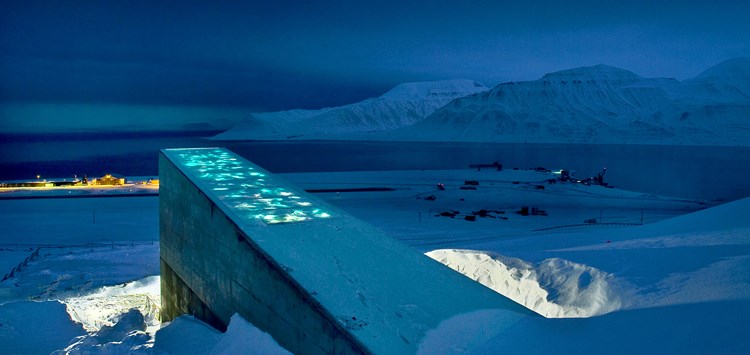 Riesige Dichtungseinsätze für das Svalbard Global Seedvault