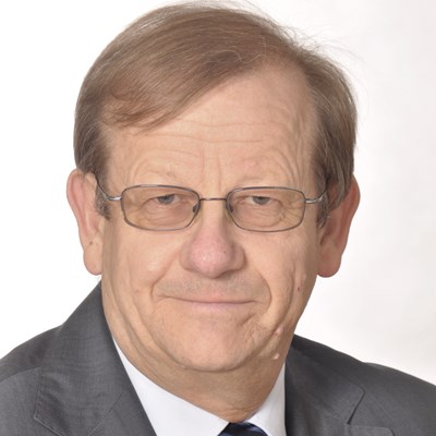 Dr. Michael Schlipf, Consultant der Dyneon GmbH