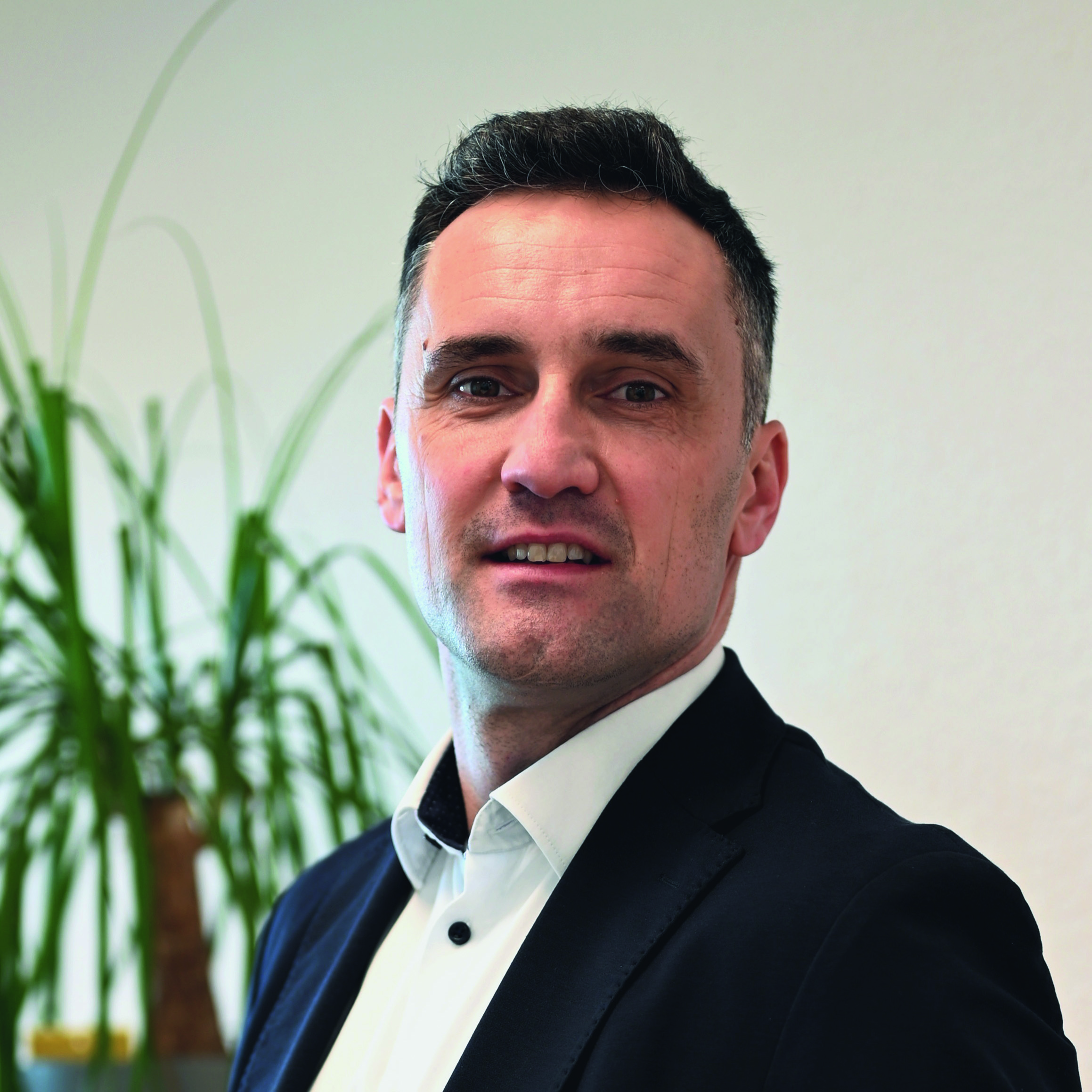 Daniel Ballüer, Technischer Vertrieb, ISO-ELEKTRA GmbH