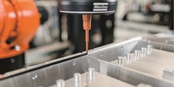 Effiziente Qualitätssicherung für Klebstoffanwendungen in der Automobil- und Batterieindustrie