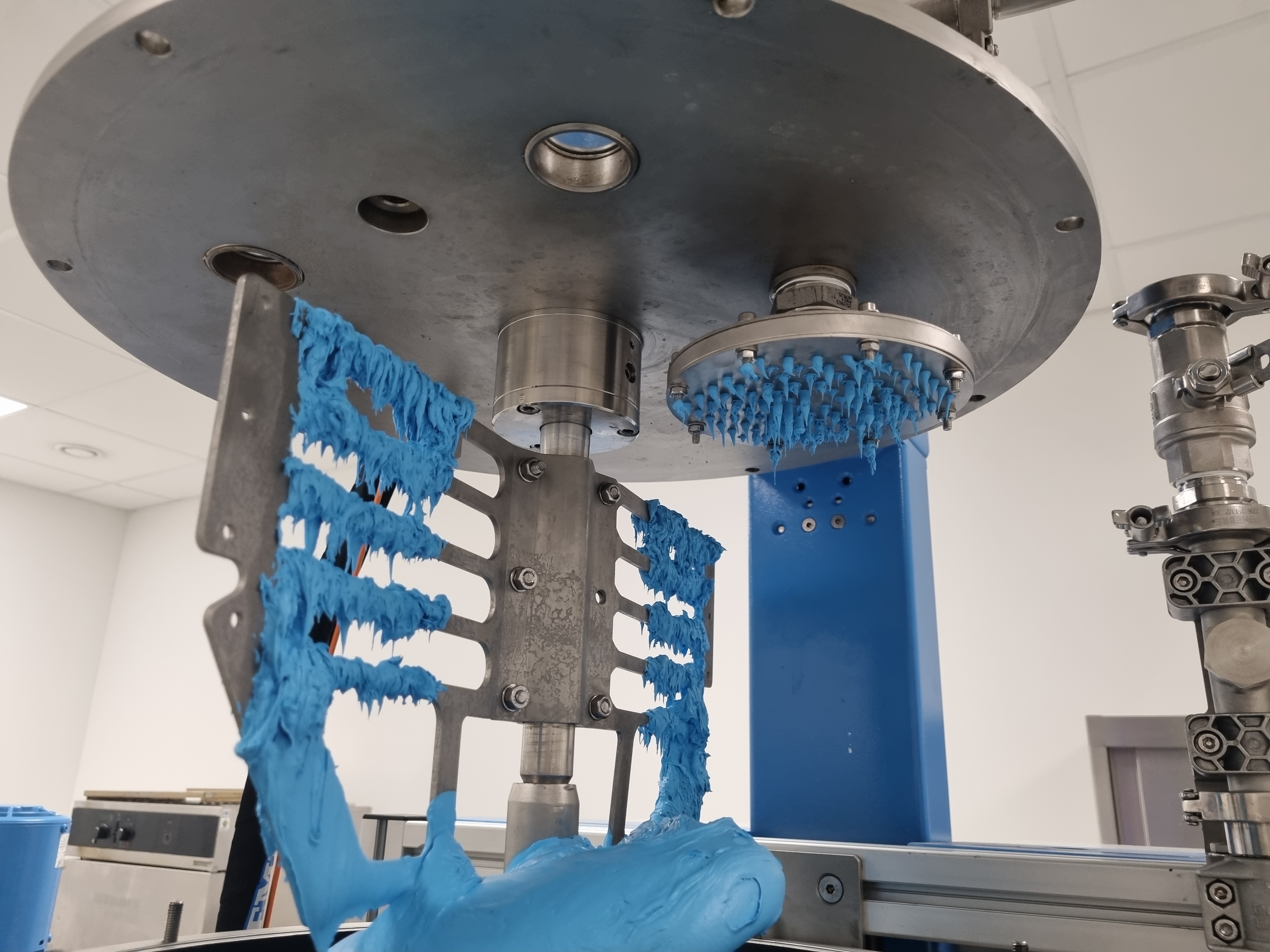 Wärmeleitpasten blasenfrei dosieren 