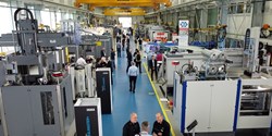 Open-House-Impressionen – mehr als 30 Maschinen konnten begutachtet werden (Bild: Klöckner DESMA Elastomertechnik GmbH)