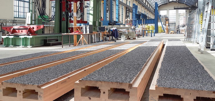 Mit geklebten Holz-Beton-Verbund-Decken nachhaltig bauen