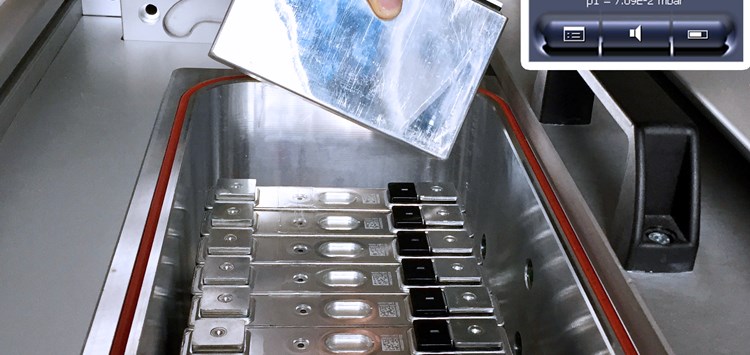 Dichtheitsprüfung für moderne Traktionsbatterien