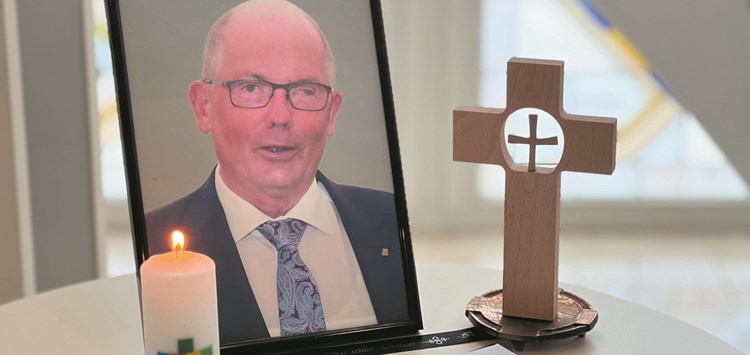 Trauer um Alfons Sieverding