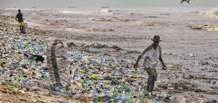 Demokratie und  Kunststoffrecycling