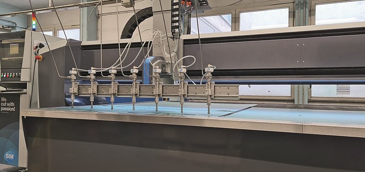 Dichtungen und Formteile effektiv schneiden