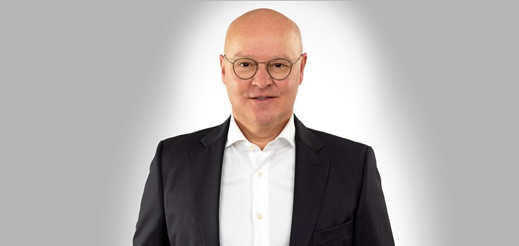 Neuer Geschäftsführer bei PlastiVation Machinery