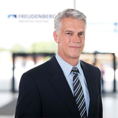 Freudenberg Sealing Technologies verkleinert Geschäftsleitung